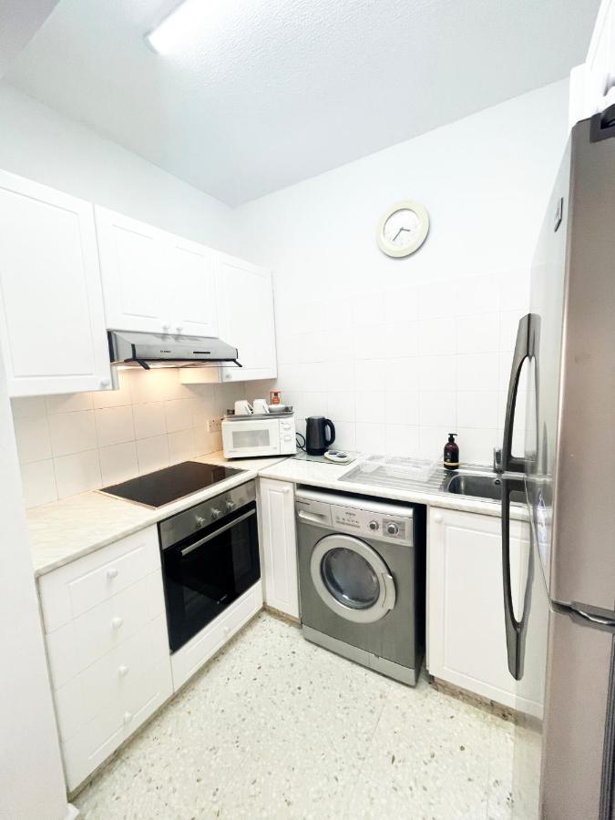 Direct Sea View & Quality Bed - Kings Palace 1 Bed Paphos Bagian luar foto