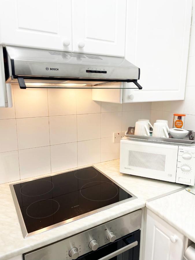 Direct Sea View & Quality Bed - Kings Palace 1 Bed Paphos Bagian luar foto