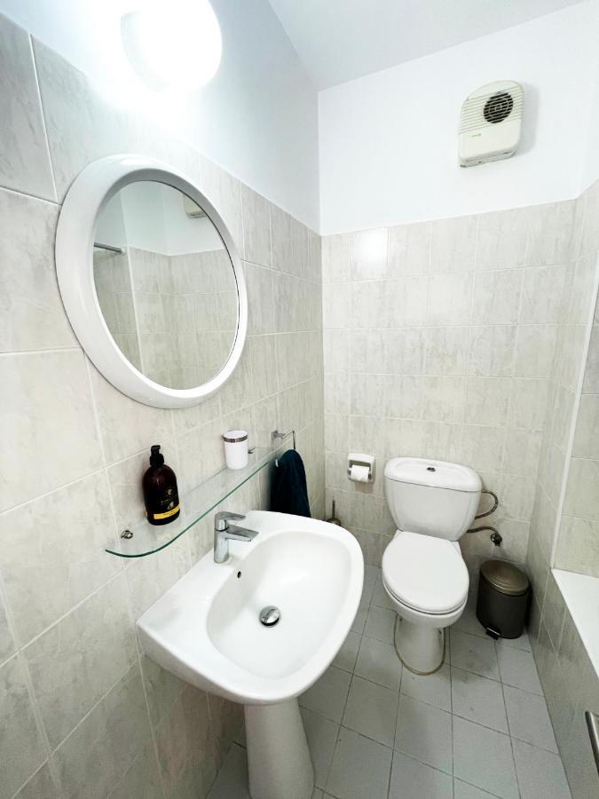 Direct Sea View & Quality Bed - Kings Palace 1 Bed Paphos Bagian luar foto