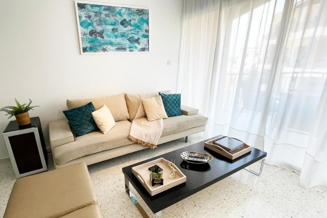 Direct Sea View & Quality Bed - Kings Palace 1 Bed Paphos Bagian luar foto
