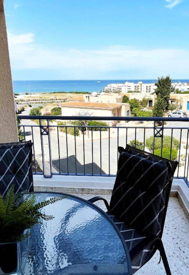 Direct Sea View & Quality Bed - Kings Palace 1 Bed Paphos Bagian luar foto